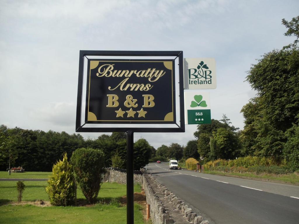 Bunratty Arms B&B Екстер'єр фото